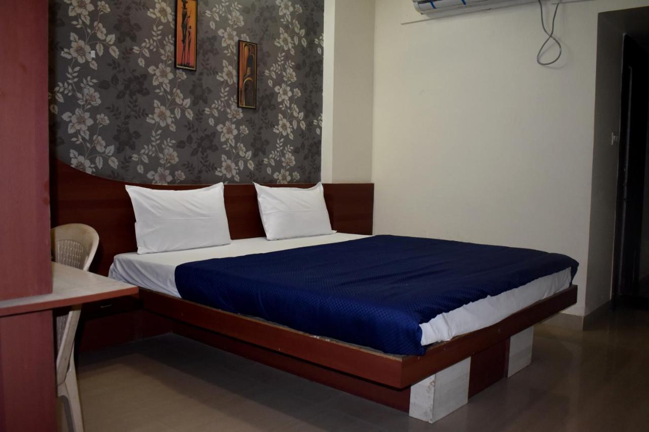 Hotel I C Inn Betul  Экстерьер фото
